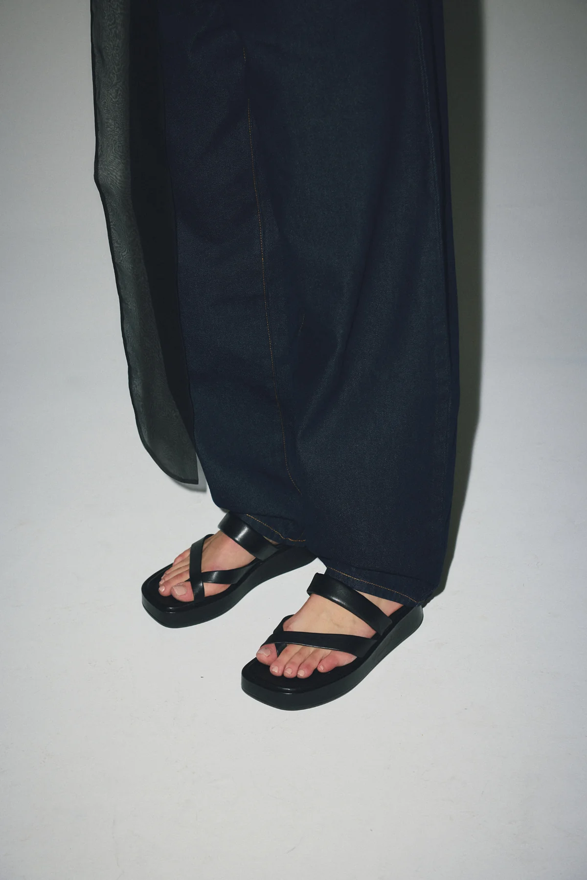 Joanie - Image 14